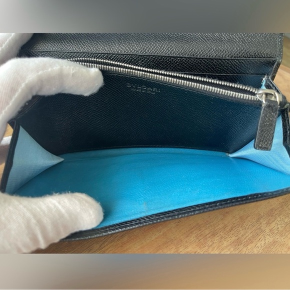 Authentic BVLGARI Leather Bifold WOC, COA - Picture 9 of 13